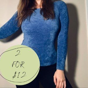 Super soft blue long sleeve shirt
